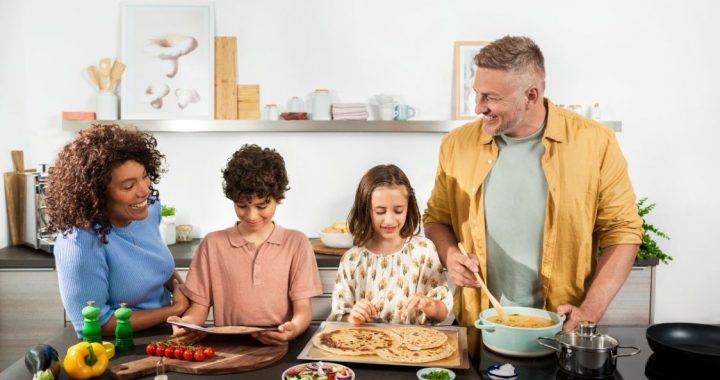 Así pueden ayudarte los Kits de Recetas por suscripción de HelloFresh en tus comidas familiares